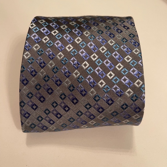 Men’s Tie - Picture 1 of 4